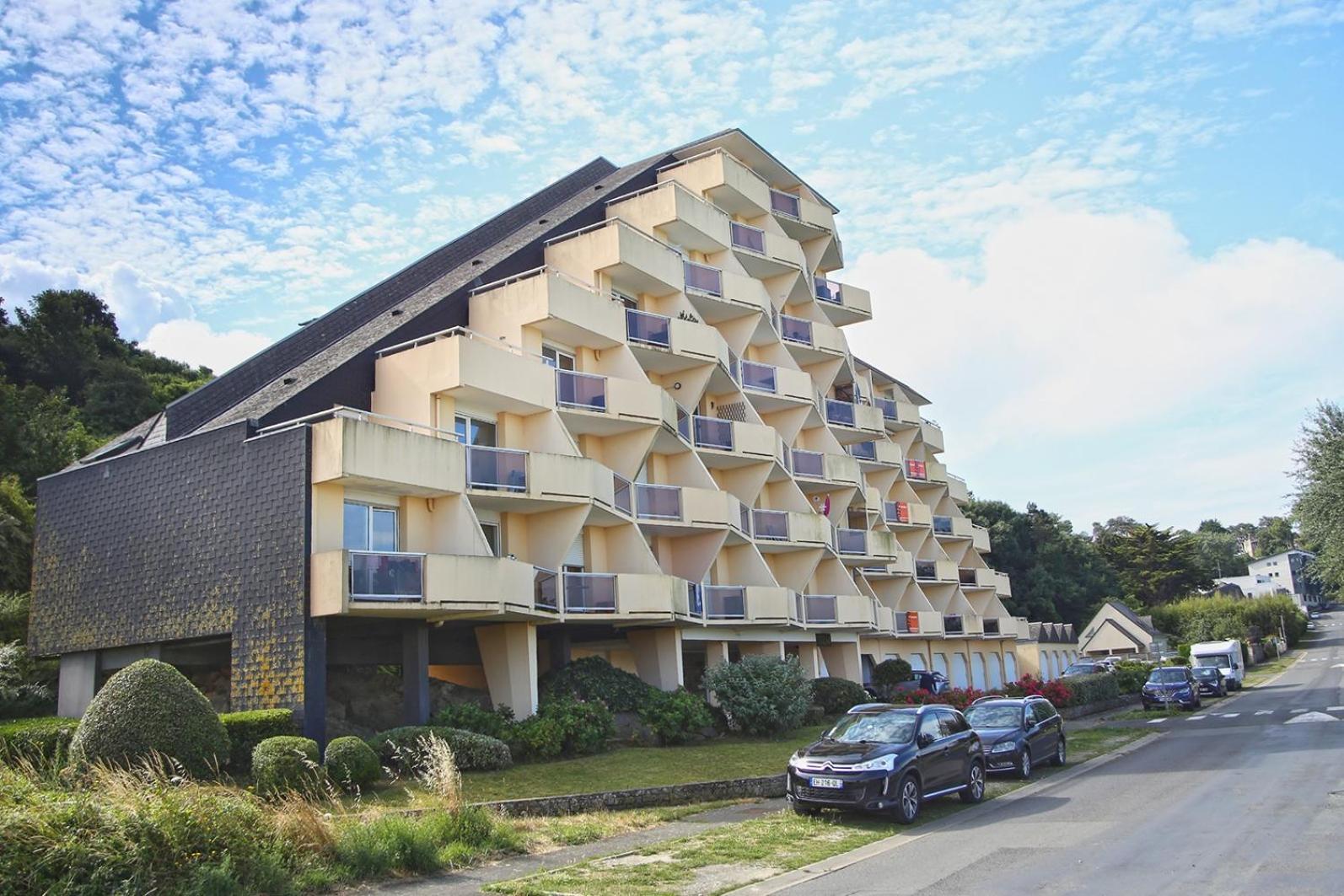 La Brise De Donville - A 300M De La Plage Bagian luar foto